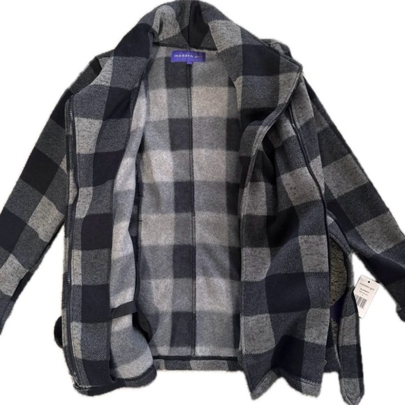 BRAND NEW Buffalo Plaid Women's Jacket with Belt - Picture 4 of 5
